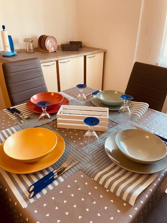 Casa Amelie Apartment เปสเคียรา เดล การ์ดา ภายนอก รูปภาพ